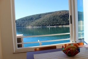 objects/37/136267_02 Dinning room b.JPG